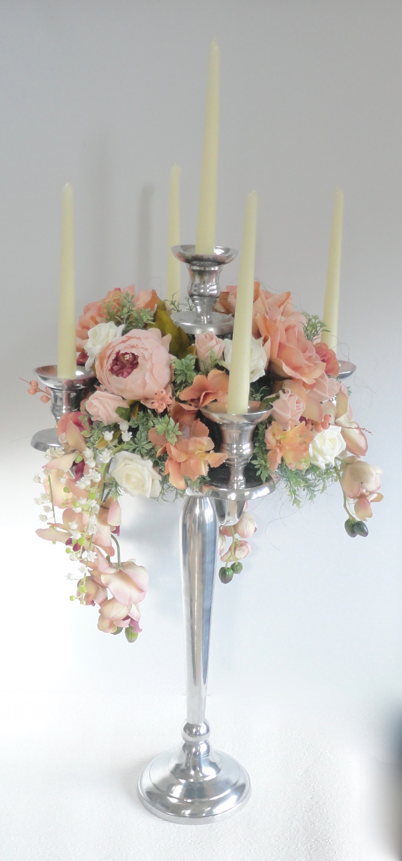 Peach Blush Vintage Style Wedding Centrepiece Wreath for Candelabras